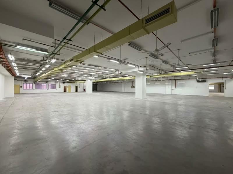 Seelong - 1.5 Storey Detached Factory for Sale or Rent - 2