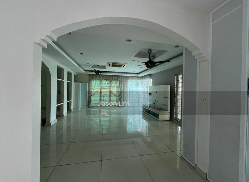 Semi-D house at Bandar Bukit Tinggi 2 - 2