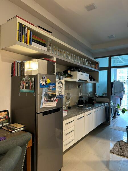 Shaftsbury Square - 3