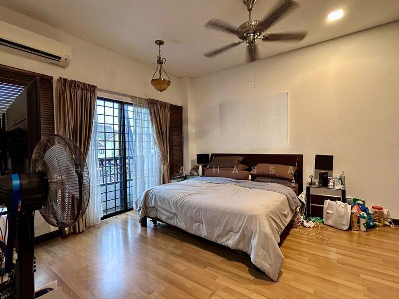 2.5 Storey Intermediate Terrace - 5