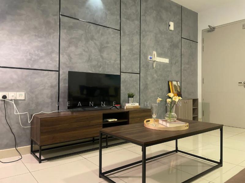 Alanis Residence - 1