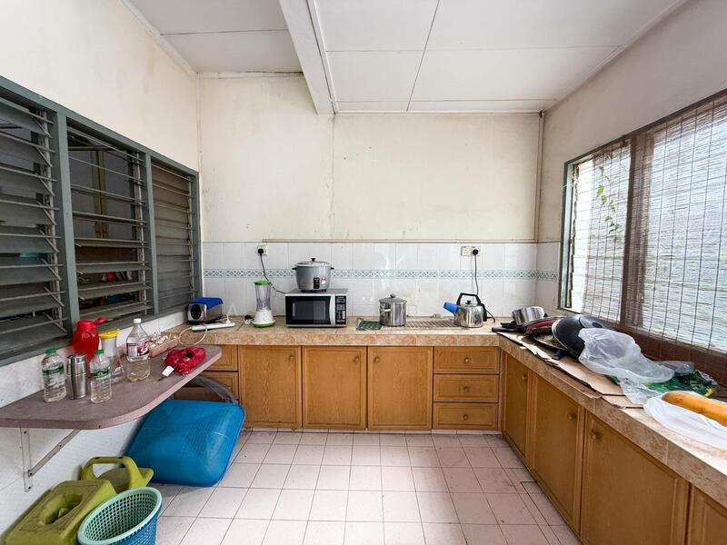 Bandar Tun Hussein Onn - 5