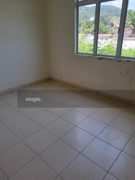 TAMAN CASSIA, BAHAU - 3