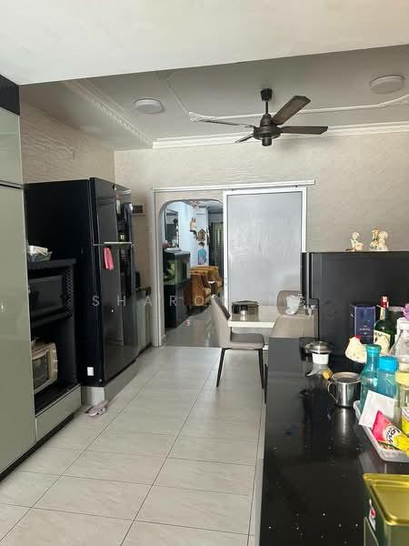 Taman Tampoi Indah - 4