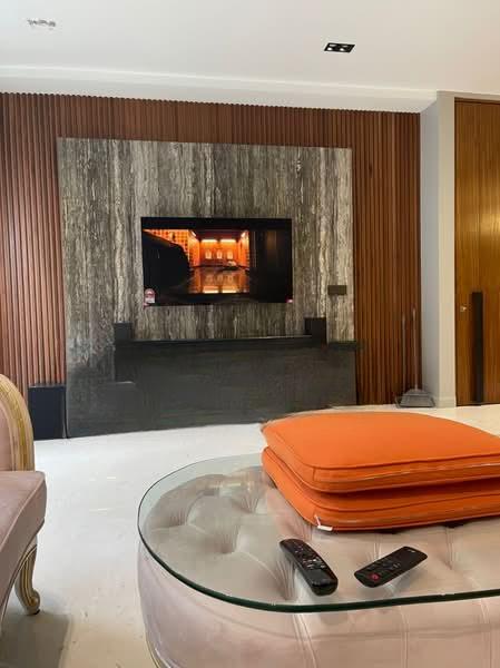 Shorefront Residences - 1