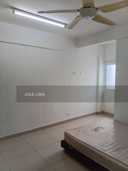 First Residence (Residensi Unggul) - 2
