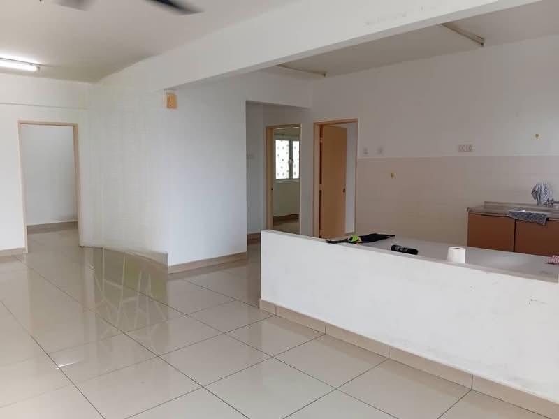 First Residence (Residensi Unggul) - 3