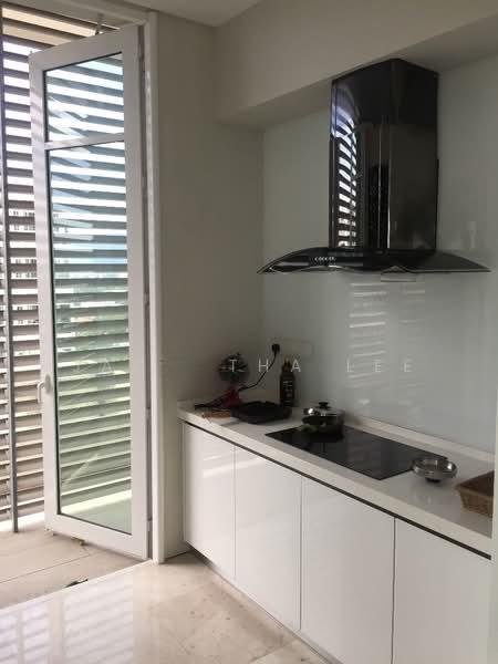 8 Gurney (The Shore Condominium) - 2