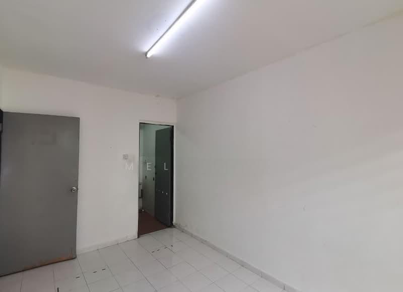 Taman Dagang - 5