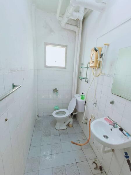 Ria Apartment - 2