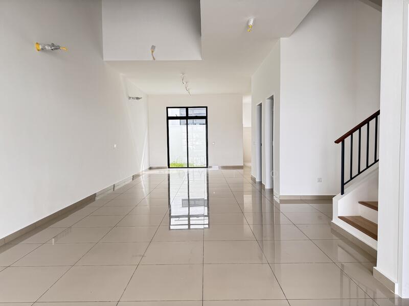 Eco Botanic 3 @The Commune - 2