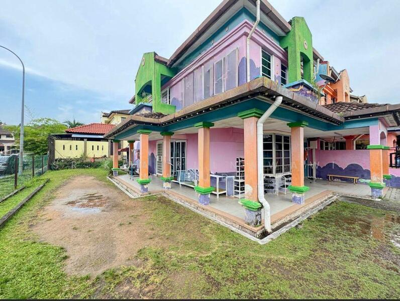 Bandar Tun Hussein Onn - 1