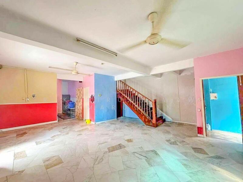 Bandar Tun Hussein Onn - 4