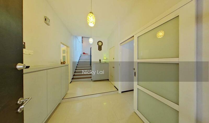 Peridot Hilltop Residence - 4