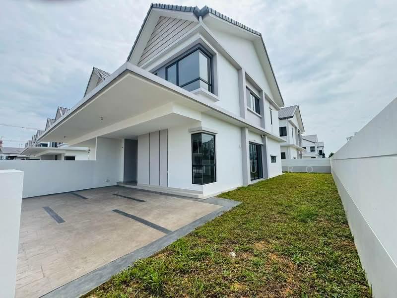 Sejati Lakeside 2 - 1