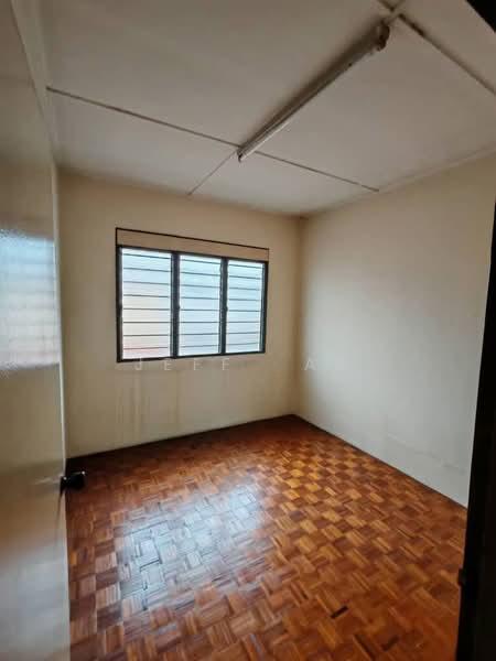 Bandar Baru Menglembu - 4