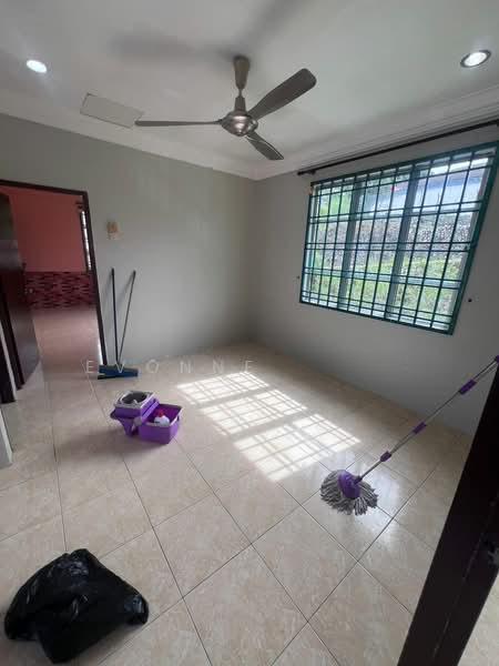 TAMAN PUTRI KULAI - 4