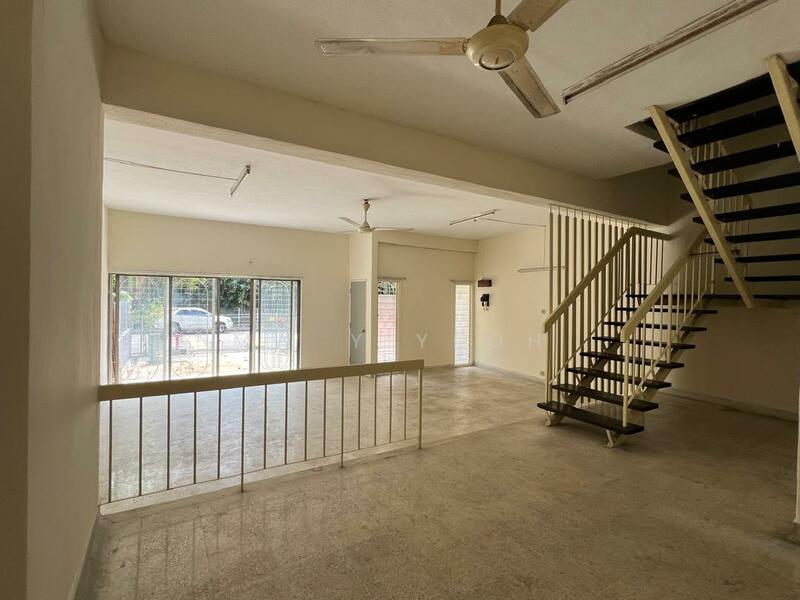 Taman Connaught - 4