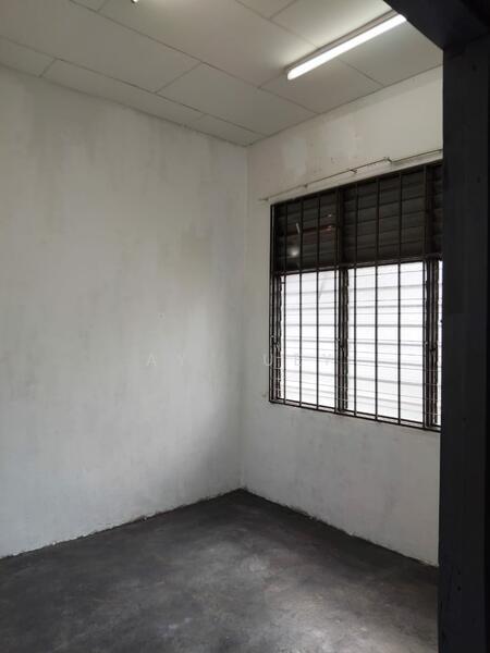 1 Storey Terrace @ Lengkok Nipah, Sungai Dua - 5