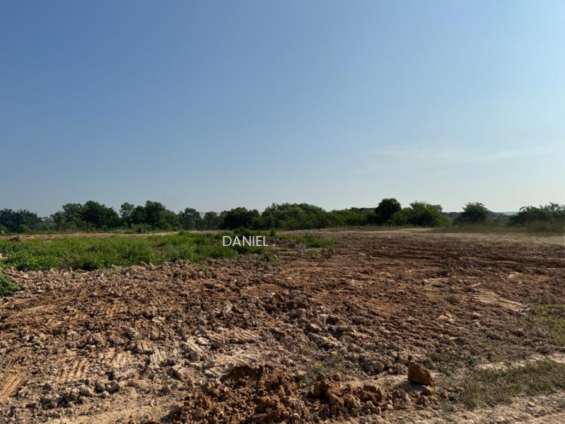 BANDAR PUNCAK ALAM, SELANGOR. - 1