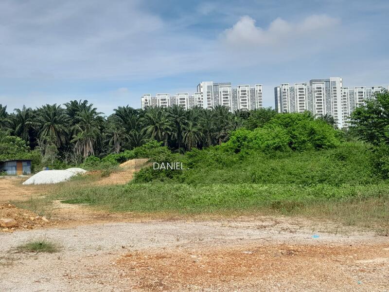 BANDAR PUNCAK ALAM, SELANGOR. - 3