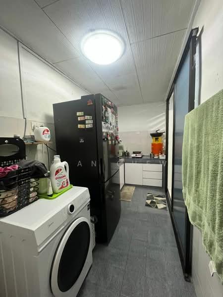 TAMAN UNIVERSITI - 2