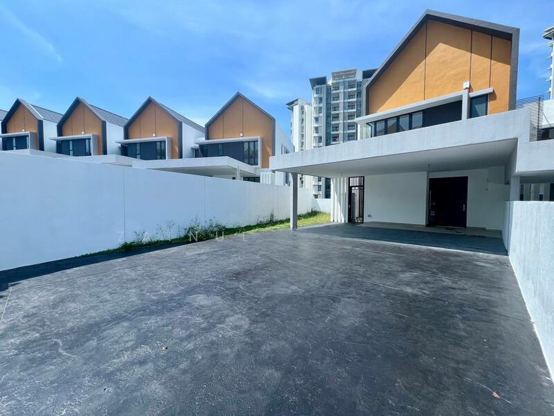 KL East : East 57 - 5