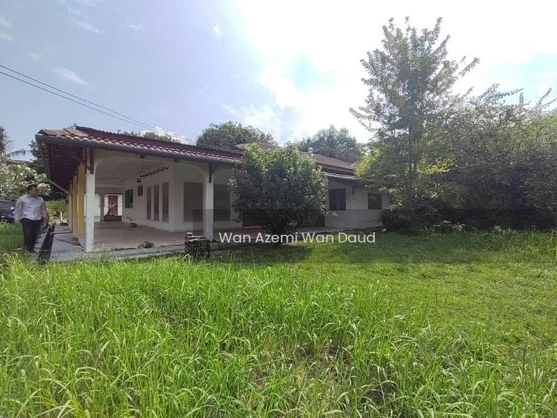 Agriculture Land with Single Storey Bungalow Sg Buloh nearby Elmina For Sale - 1