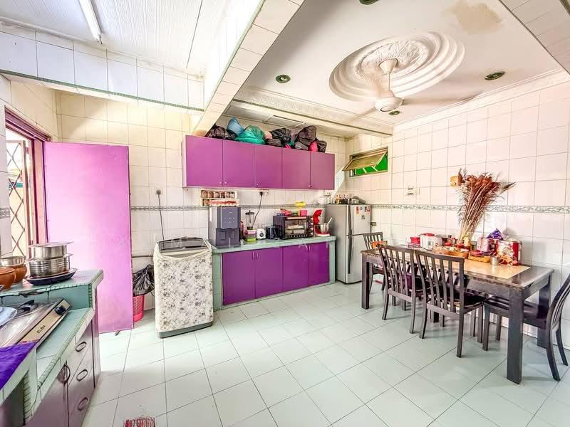 Taman Mawar @ Puchong - 4