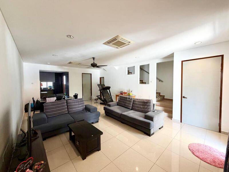 Taman Nusa Intan - 5