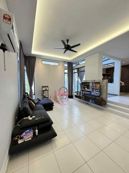 Caranday Park @ Setia Tropika - 1