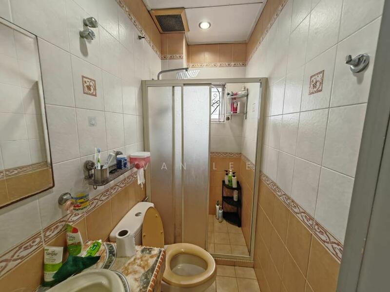 2-storey Terrace House at SS2 - 3