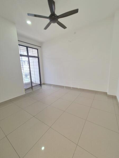 BANDAR CEMERLANG - 3