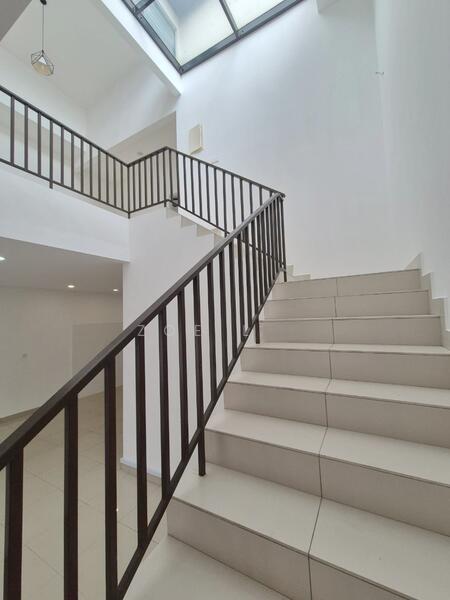 BANDAR CEMERLANG - 4