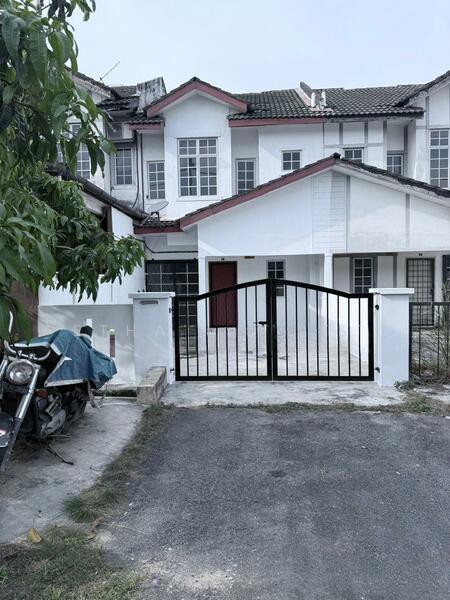 bandar puncak alam - 2