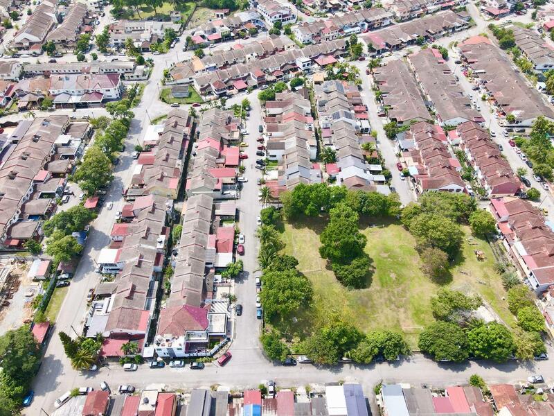 End Lot Double Storey Seri Damak Taman Sri Andalas Klang - 3