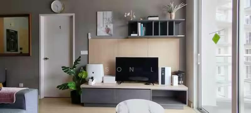 Windmill upon Hills - 1