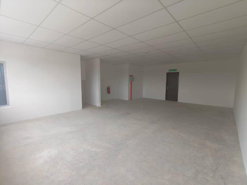 Indahpura Kulai Stellar Park (Brand New / Facing Mainroad) The Commune Vervocity 1.5 Terrace Factory - 2