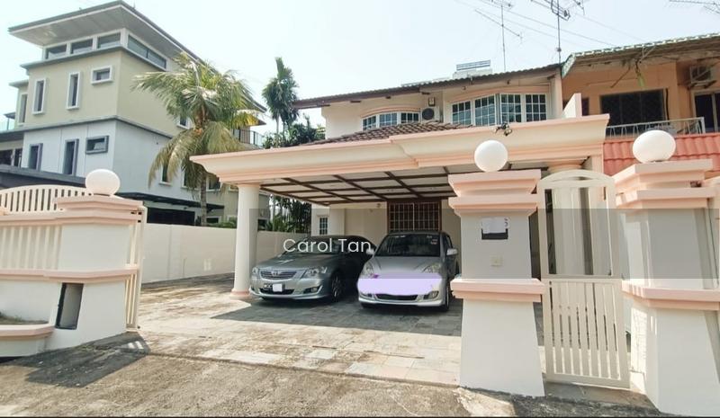 Semi-D house at Taman Stulang Laut - 4