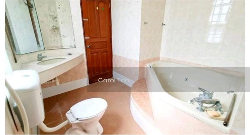 Semi-D house at Taman Stulang Laut - 3