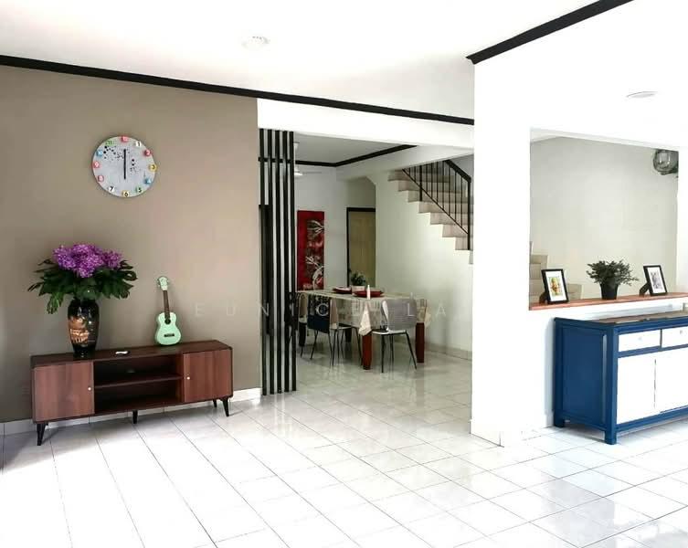 Ascott Hill - 2