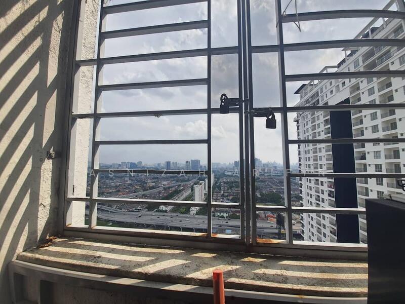 Axis Residence - 3