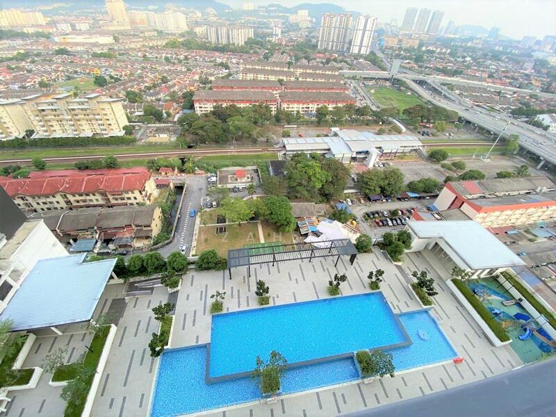 Axis Residence - 5