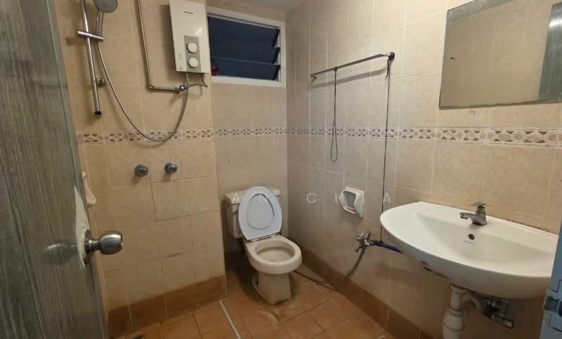 Gurney Park Condominium - 3