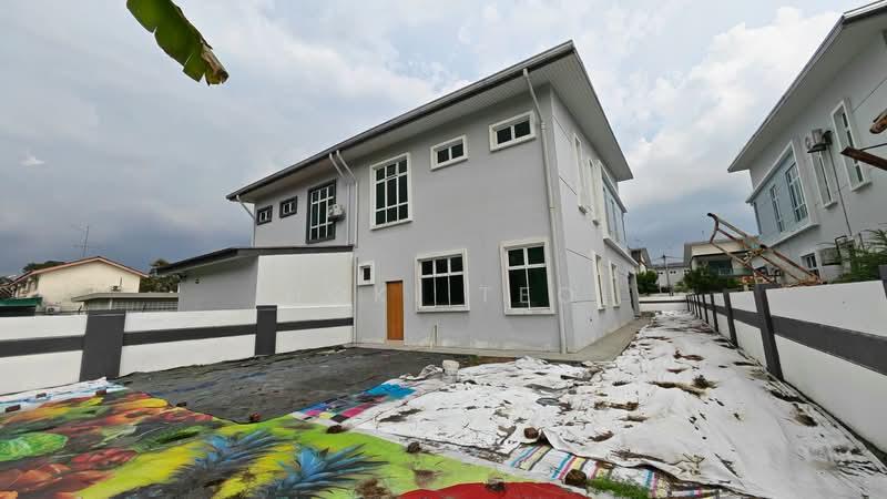 Taman Cempaka Kuning - 5