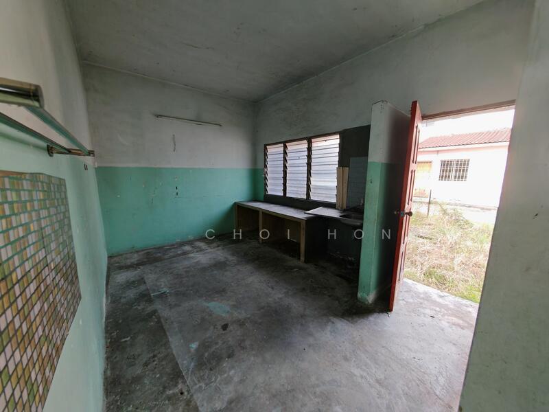 Taman Sri Bernam - 4