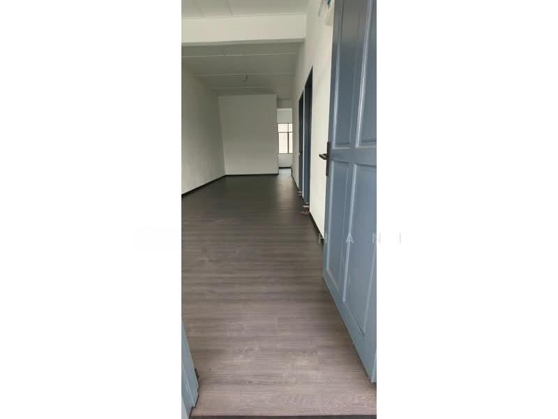 Taman Widuri, Jawi - 4