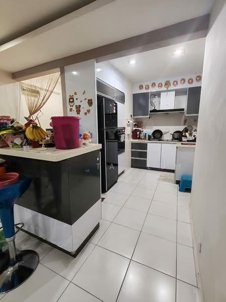 First Residence (Residensi Unggul) - 3