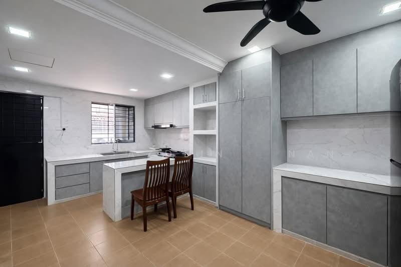 Renovated Double Storey Terrace Taman Universiti Bangi - 4