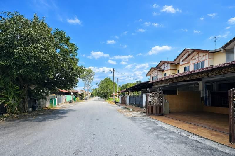 Renovated Double Storey Terrace Taman Universiti Bangi - 3